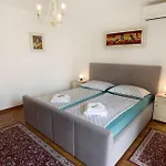 Bright In Appartement Umag