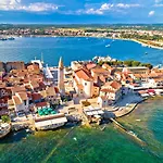 Bright In * Umag