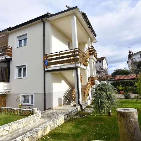 Appartement Bright In Umag