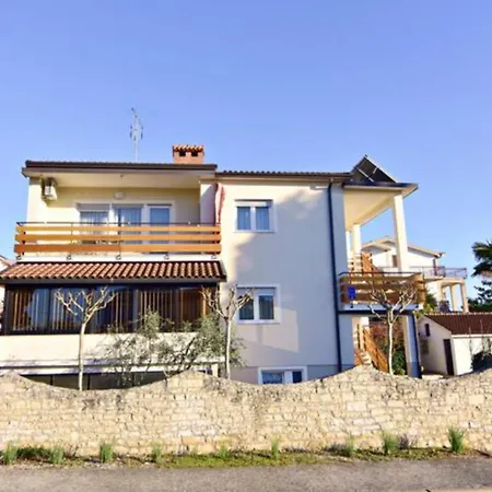 Bright In Umag